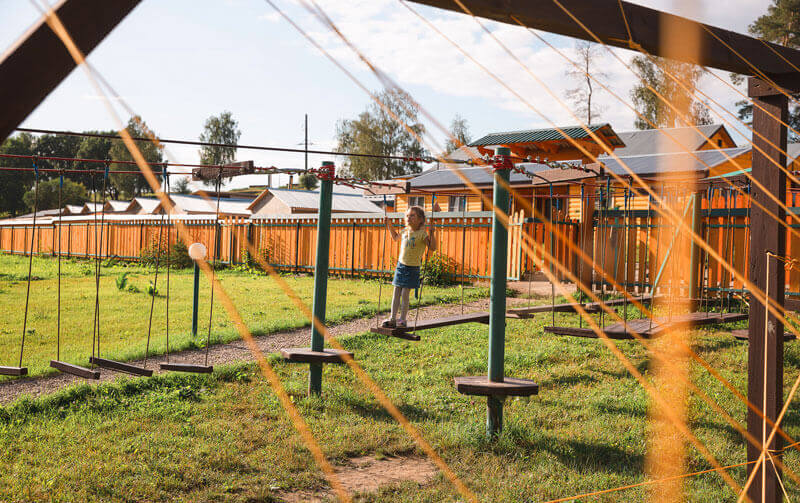 детская площадка на ферме